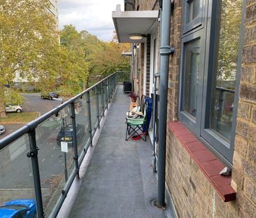 3 Bed Maisonette, Leybridge Court, SE12 - Photo 6