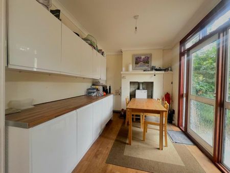 4 bedroom house share to rent - Photo 3