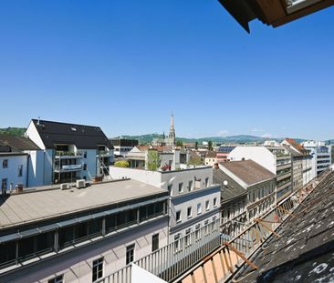 Über den Dächern von Linz – Geräumige 3-Zimmer-Dachgeschosswohnung ... - Foto 2