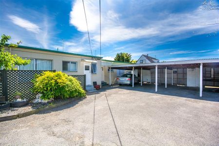 Two Bedroom Unit in Redwoodtown - Photo 5