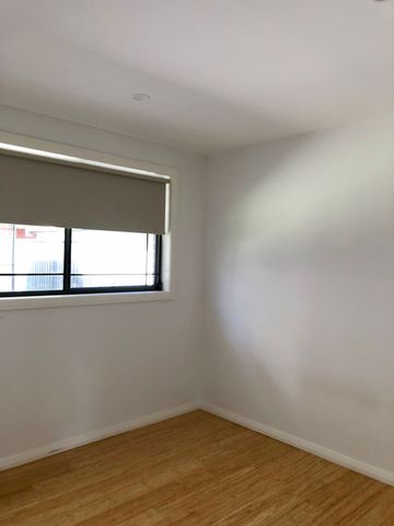 Well Appointed 2 bedrooms! - Photo 2