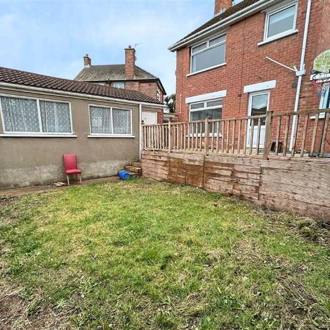 12 Crawfordsburn Road, Bangor, BT19 1BE - Photo 1