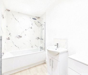 Evergreen, Albany House, Albany Street, Ilkeston, Derbyshire, DE7 - Photo 3