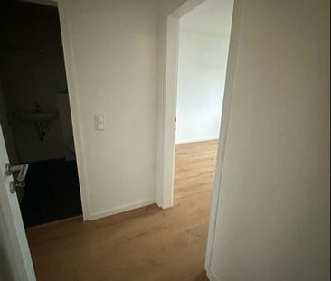 *Geräumige Wohnung - Bezug sofort möglich* - Photo 4
