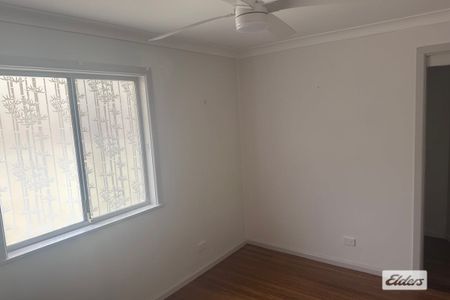Elegantly Renovated Home + Separate Granny Flat – Dual Living Opportunity - Photo 4