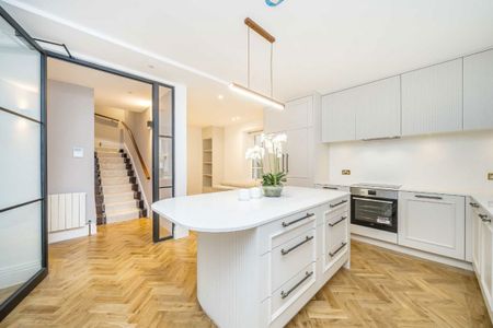 Hertford Street, Mayfair, W1J - Photo 5