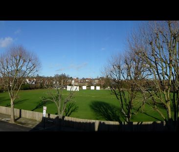 2 Bed Penthouse, Woodville Gardens, W5 - Photo 6