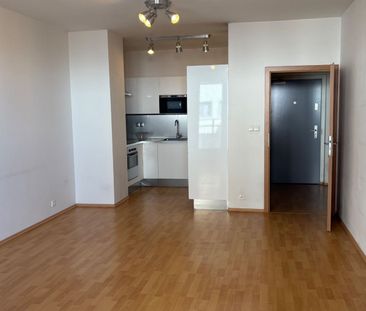 Pronájem bytu 2+kk • 54 m² bez realitkyNa Slatince, Praha - Záběhlice - Photo 1