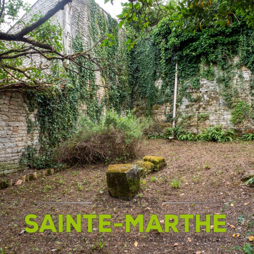 Maison 5 chambres en centre-ville de Niort avec Jardin - Photo 1