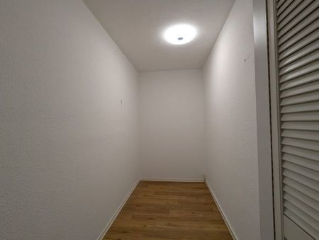 +++Barrierearme 2 Raumwohnung mit Balkon und gutem Service+++ - Photo 5