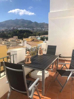 Alquiler de piso en Calle Vela - Photo 1