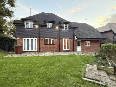 Parkfield View, Potters Bar, Hertfordshire, EN6 - Photo 3