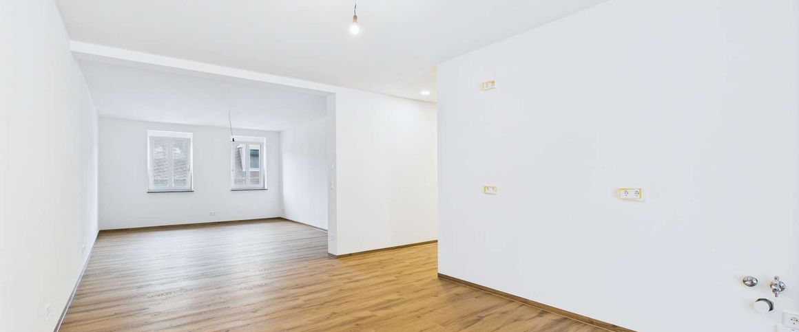 Erstbezug Terrassenwohnung mit der Qualität eines Eigenheims – Urban & modern in Auerbach - Photo 1