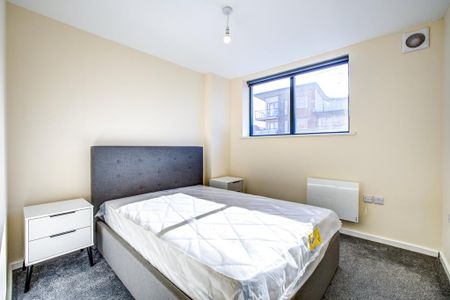 2 bedroom flat to rent - Photo 5