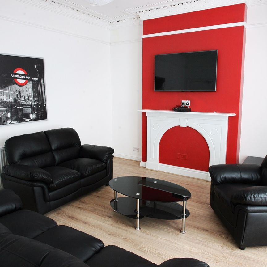 6 Bed Semi-Detached House, Salisbury Road, L15 - Photo 1