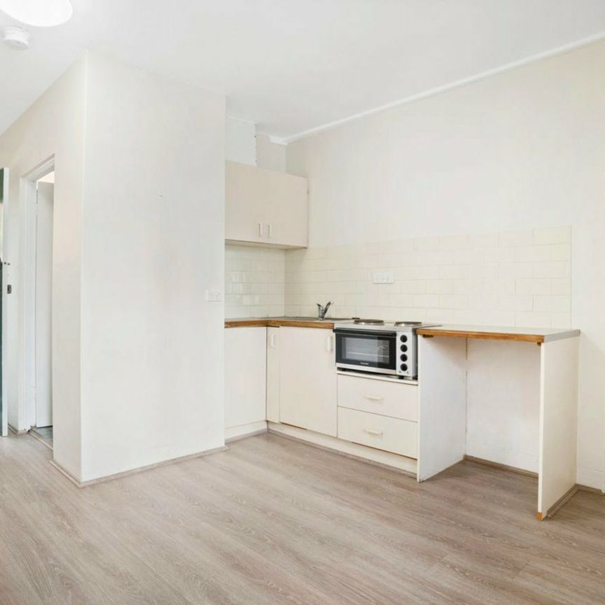 1 Bedroom Unit in The Heart Of Burwood! - Photo 1