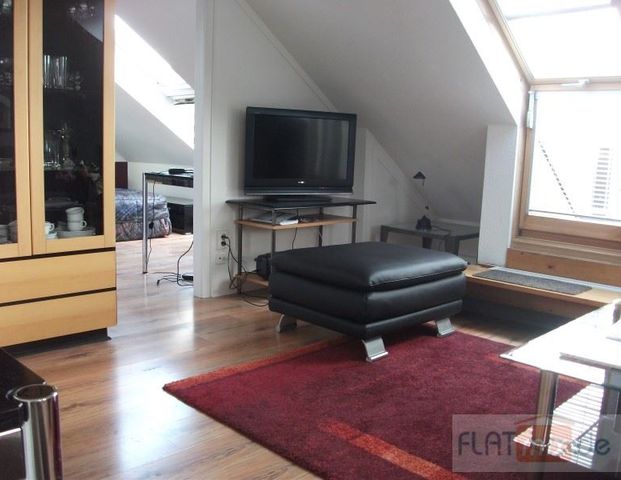 FLATmix.de / Komplett möblierte 2-Zi-Kü-Bad-SÜDBALKON-Whg..., mit WEITBLICK - Photo 1