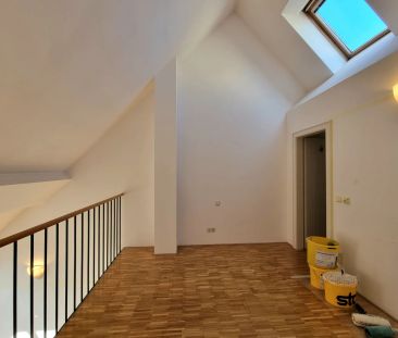 Zentral. Charmant. Unbefristet. – stylische 2-Ebenen-Wohnung vis-à-... - Foto 4