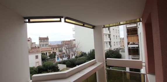 Marseille 10e- Appt F2 avec terrasse, - Photo 2