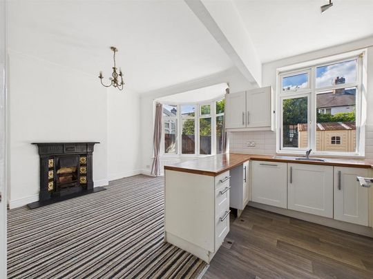 3 bedroom semi-detached house to rent - Photo 1