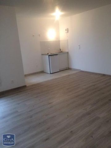 Location Appartement 1 pièce 36m² BOIS COLOMBES 92270 - Photo 2