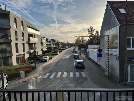 Gemeubeld appartement te huur in centrum Waregem met 2 terrassen - Foto 2