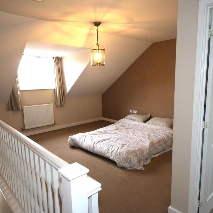 3 bedroom semi-detached house to rent - Photo 1