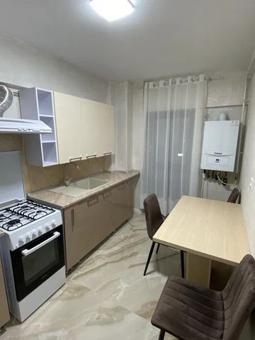 Apartament 1 camera, decomandat, zona Pacurari - Photo 4