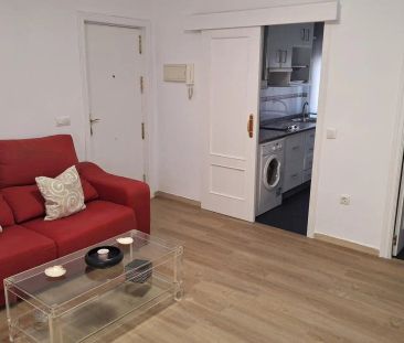 Piso de alquiler en Plaza Fernando Barquín, 16, Cruz Roja - Foto 1