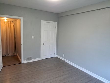 For Lease - 356 Barrie Road Unit# 3, Orillia, Ontario - Photo 3