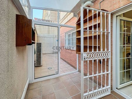 10 room luxury Apartment for rent in Calle Miguel Indurain, Málaga, Malaga, Andalusia - Photo 3