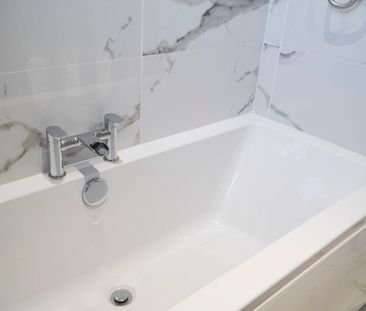 2 Bed Terraced House, Airedale Terrace, LS27 - Photo 5