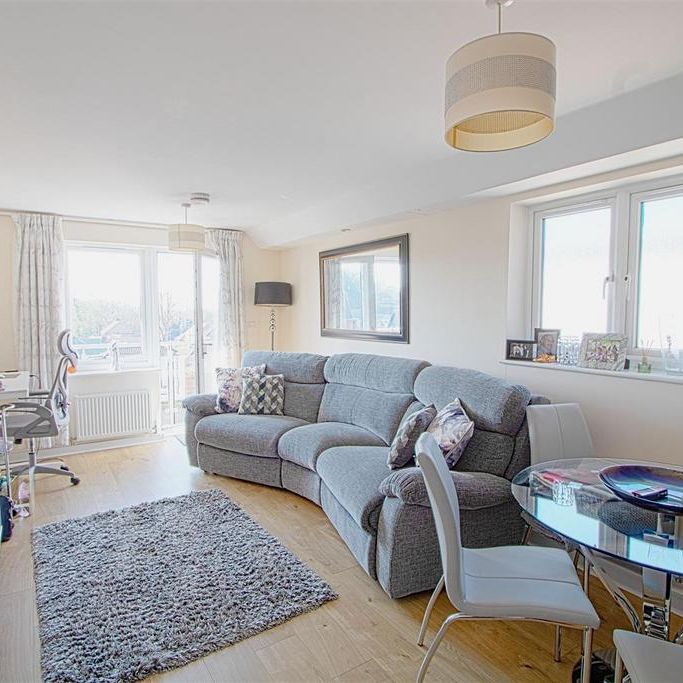 2 bedroom apartment to rent - Photo 1