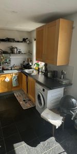 N8 8PR – Crouch End - Photo 3