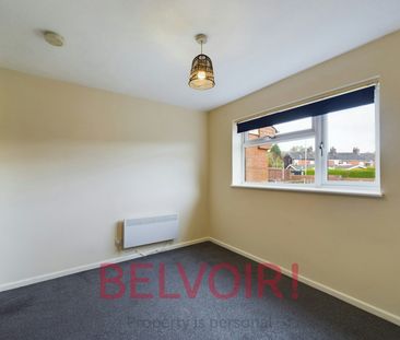 Flat to rent on - Photo 1