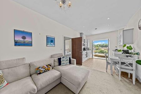 Edgewater Place, Nightingale Court Edgewater Place, WA4 - Photo 2