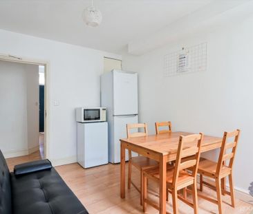 5 bedroom terraced house to rent - Photo 2