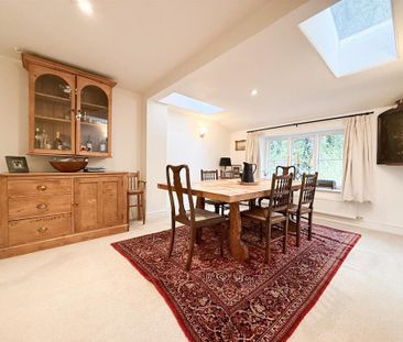 3 bedroom semi-detached house to rent - Photo 4