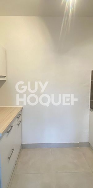 T2 MEUBLÉ 45m² - VILLEURBANNE - Photo 1