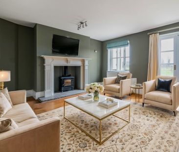 5 bedroom detached house to rent - Photo 2