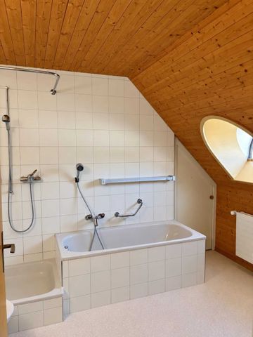 Rent a 3-room maisonette with a view in Laufen - Foto 4
