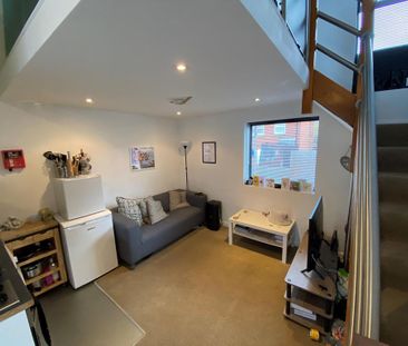 Studio to rent - Photo 2