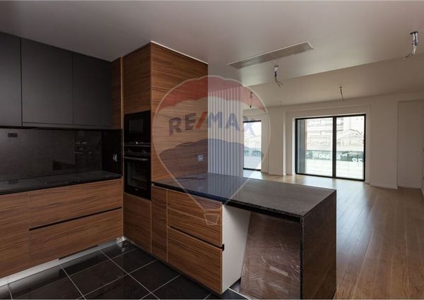 Apartamento T3 em Lisboa