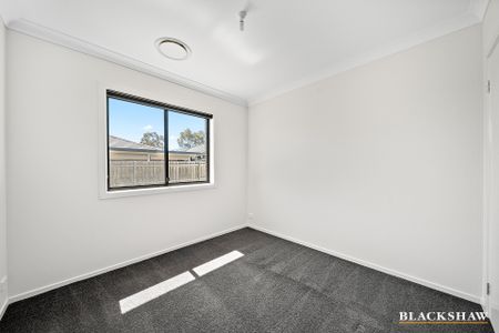 28 Garraway Crescent, Googong NSW 2620 - House For Rent | Domain - Photo 4