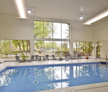 For Lease - 270 Brittany Drive Unit# 406, Manor Park - Cardinal Gle... - Photo 4