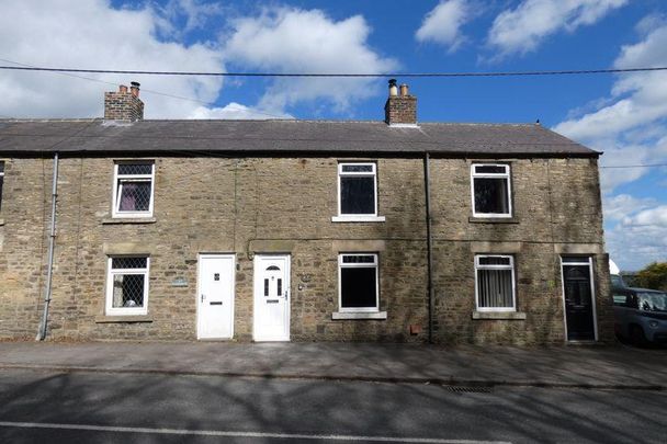 2 bedroom terraced house to rent - Photo 1