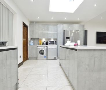 3 bedroom House To Let - Photo 1