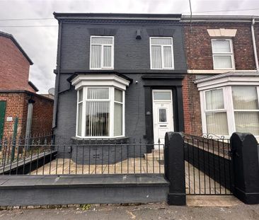 3 bedroom end of terrace house to rent - Photo 1