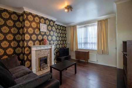 Cricket Inn Crescent, Sheffield, S2 - Photo 3