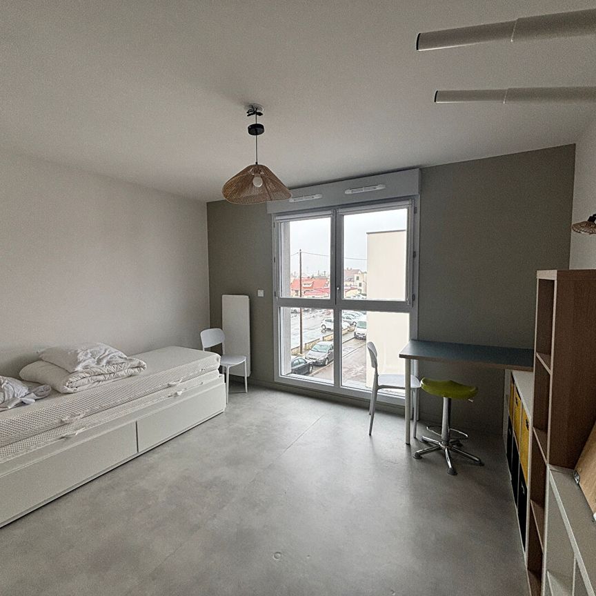 Location Appartement 1 pièce 21m² - Photo 1